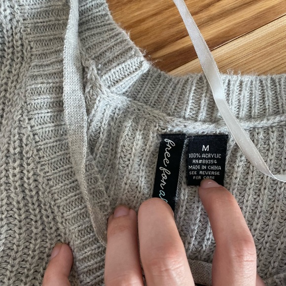 Oversized sweater - Picture 2 of 2